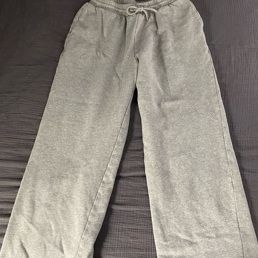 Old Navy Grey So Comfy Sweatpants size L